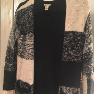 Black and white zip up cardigan
